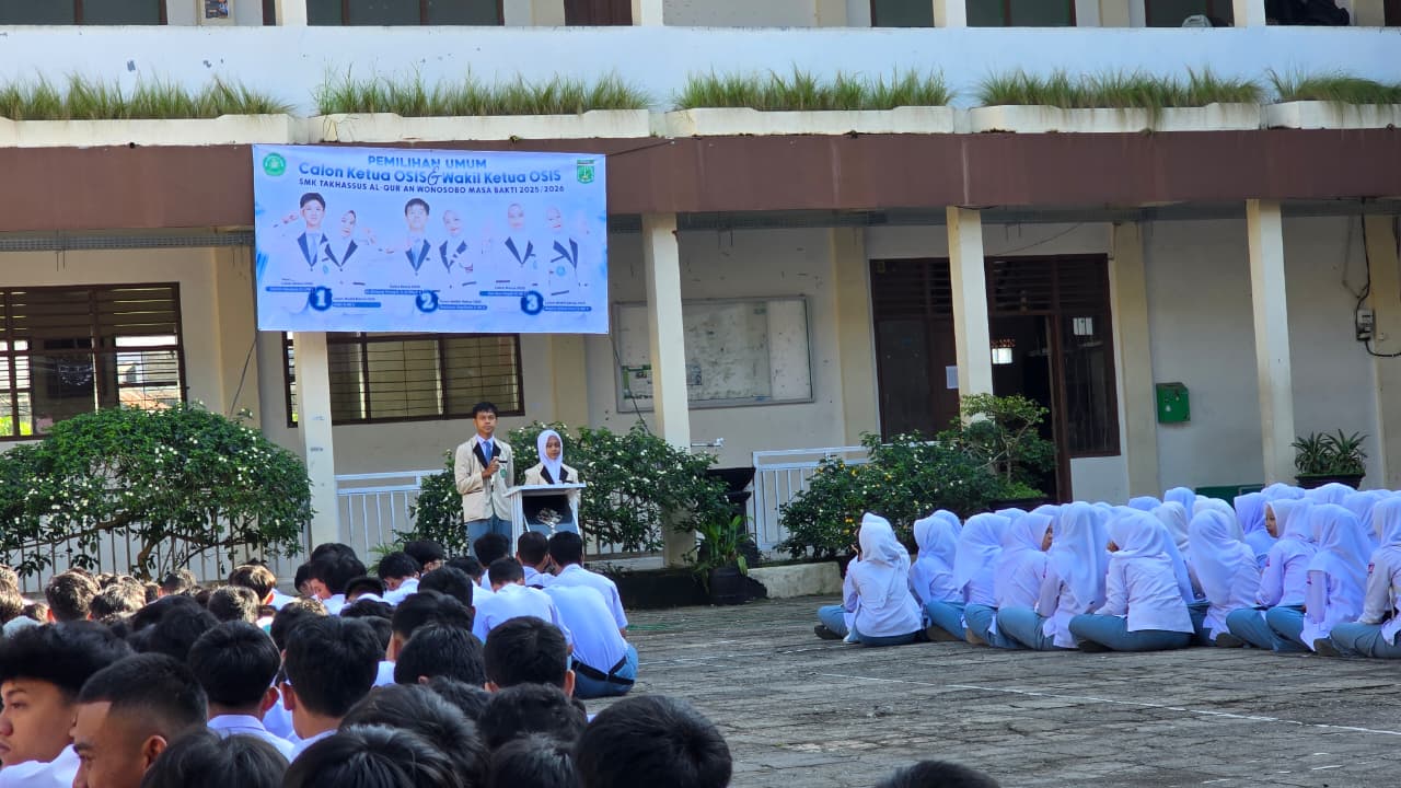 SMK Takhassus Al-Qur’an Gelar Apel dan Orasi Tiga Calon Ketua OSIS untuk Periode Baru